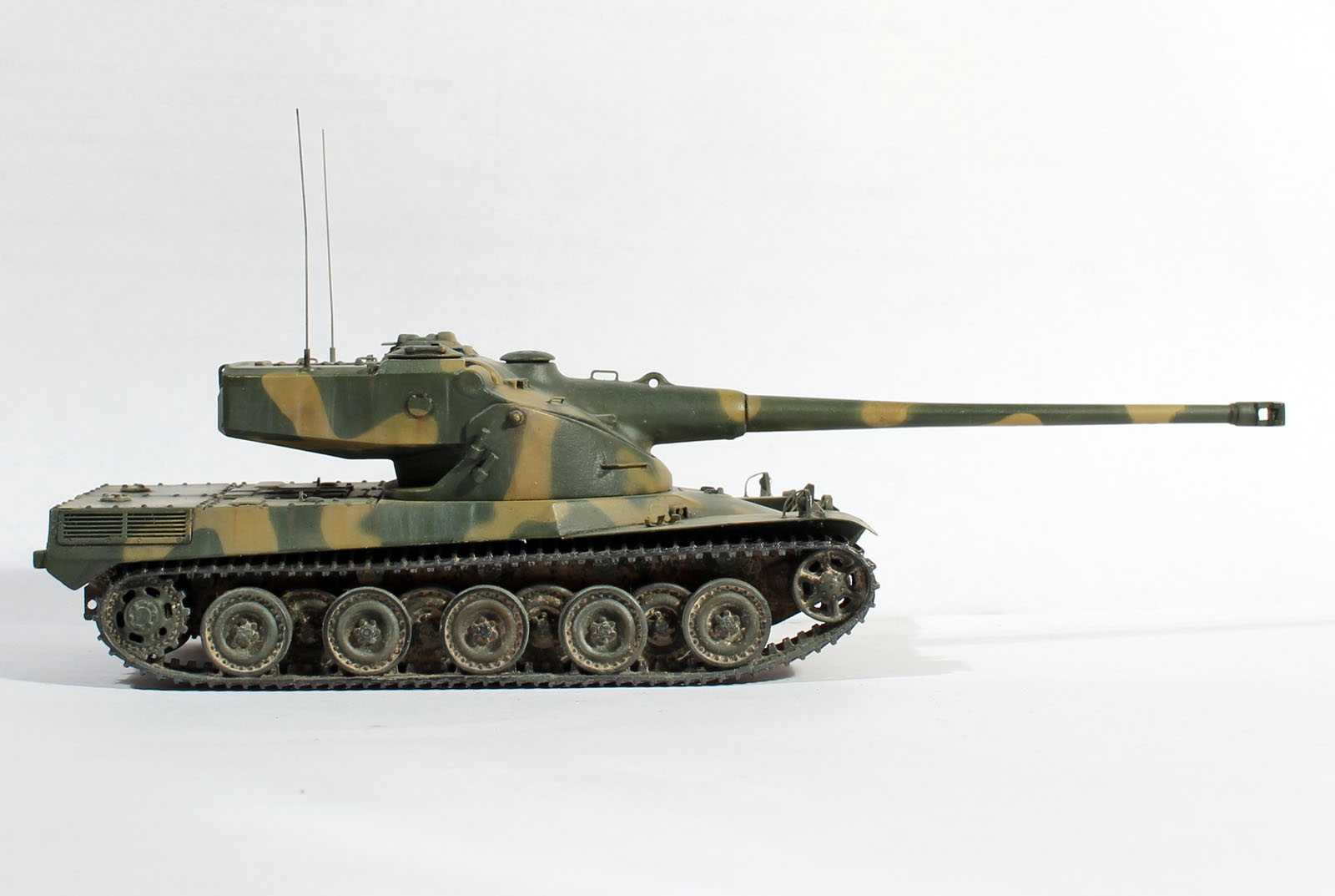 AMX50120 Surbaisse — Каропка.ру — стендовые модели, военная миниатюра