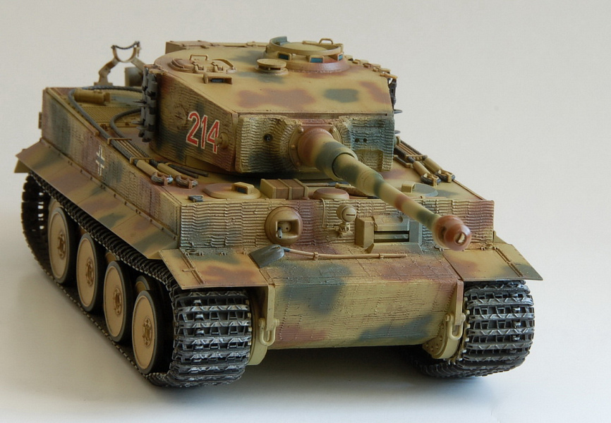 Tiger I German Tank Mid Production Tamiya 35194 — Каропкару
