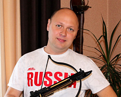 Денис Симаков