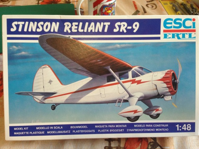 Многоцелевой самолет Stinson reliant SR-9