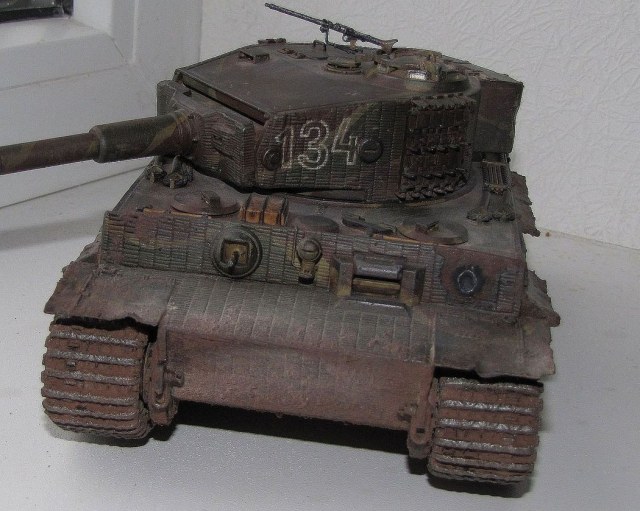 Немецкий тяжелый танк "ТИГР" T-VI E