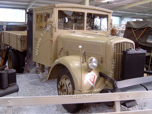 Mercedes-BENZ  L 701 Holzgas Generator Imbert