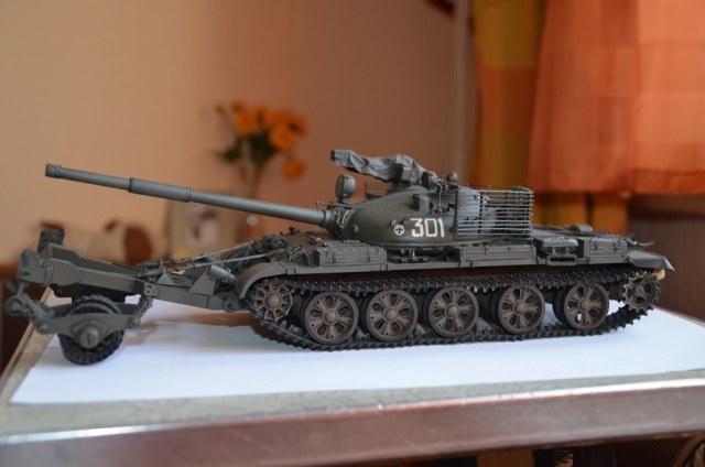 Т-62 с минным тралом КМТ-7