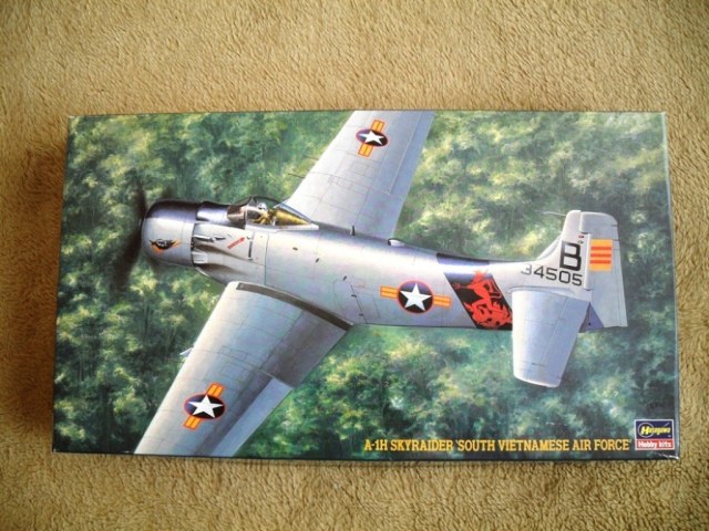 Штурмовик A-1H Skyraider South Vietnamese AIR FORCE