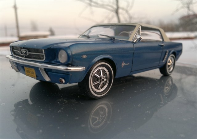 Форд мустанг или форд меня попутал......