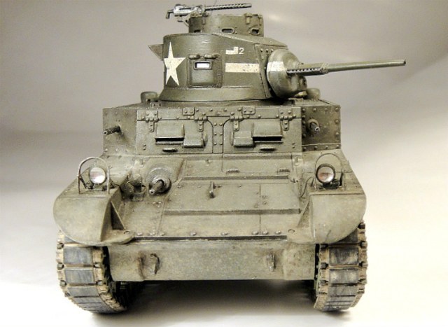 STUART U.S.LIGHT TANK M3.