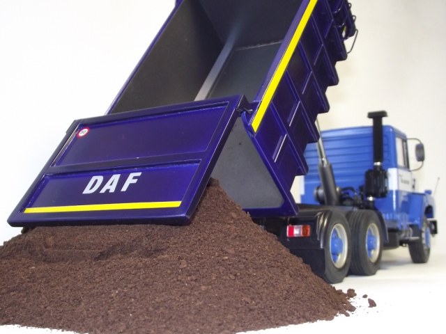 DAF  N2800 dump truck