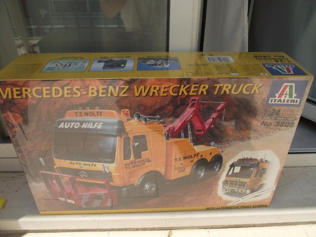 Mercedes-Benz Wrecker Truck (IT№3808)