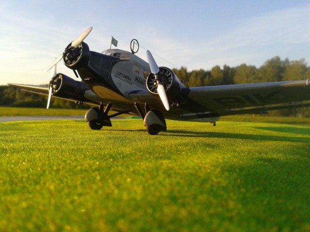 Ju-52