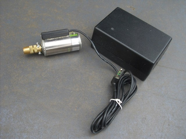 Миниатюрная дрель