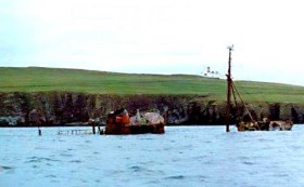 Дизельный траулер "Navena"