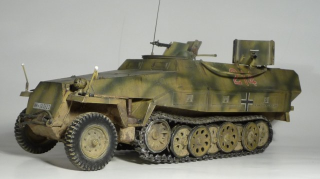 Sd. Kfz.251/16 — mittlerer Flammpanzerwagen — самоходный огнемёт