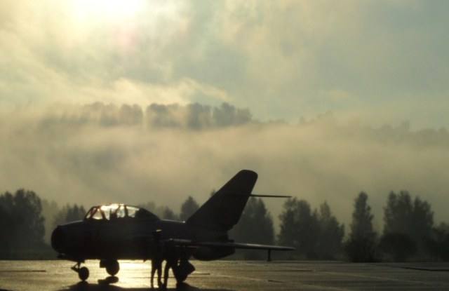 Миг 15 УТИ самолет-солдат.