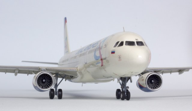 Airbus A321 Уральские Авиалинии