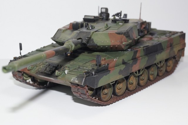 Leopard 2 A6