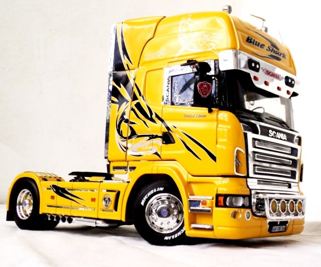 Scania R620 "BLUE SHARK"