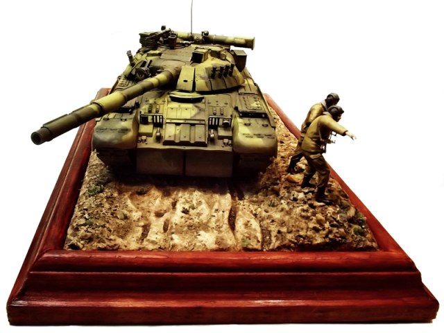 Танк  Т-80 УД