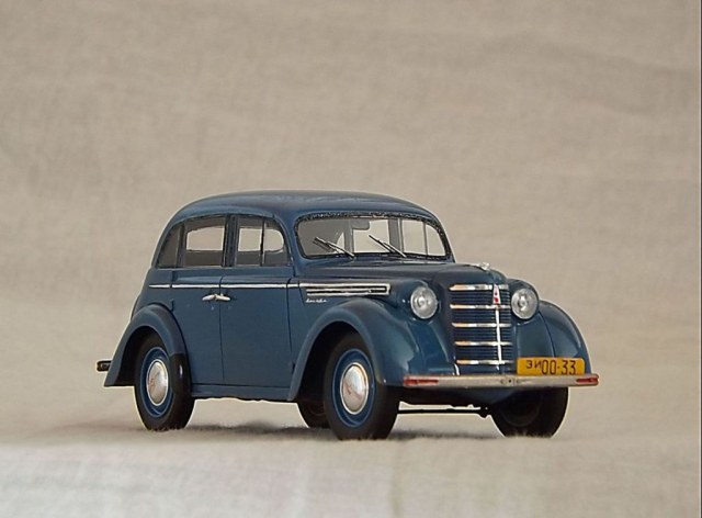 Москвич-401 Saloon