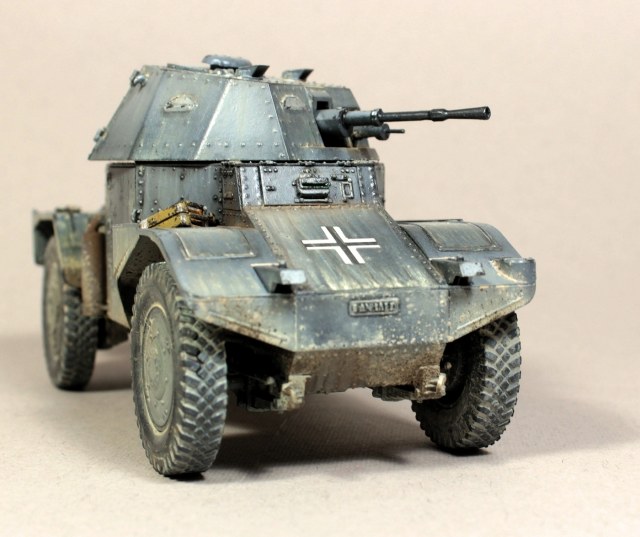 Panzerspähwagen P 204 (f)