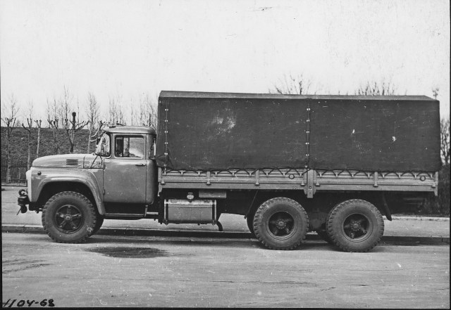 ZIL133_4.jpg