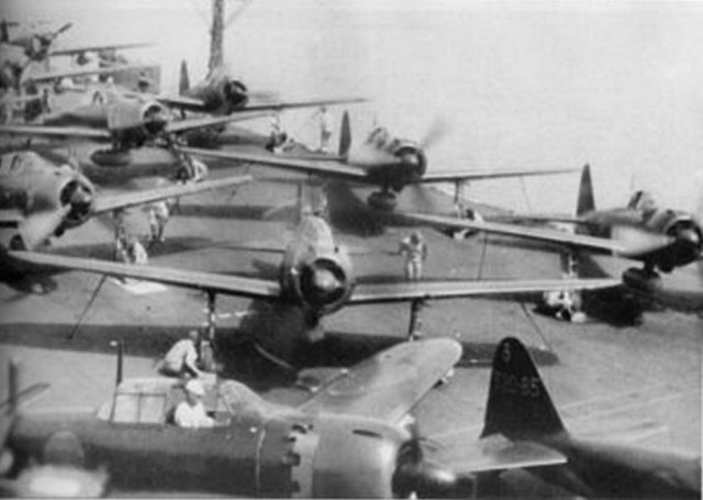 A6M5_Zer0-sen_322-hikotai_322-85_IJN-Junyo_Marianas_1944-W-1_zpsxoohd009.jpg