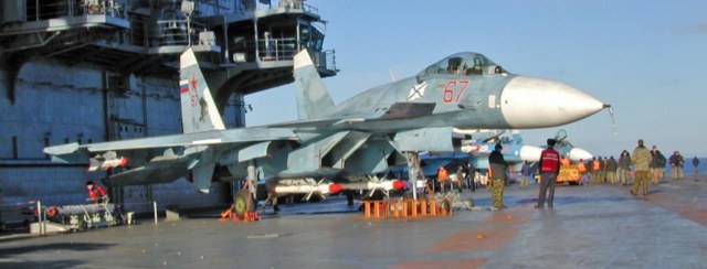 Су-33 в ДС с Р-27ЭР.jpg