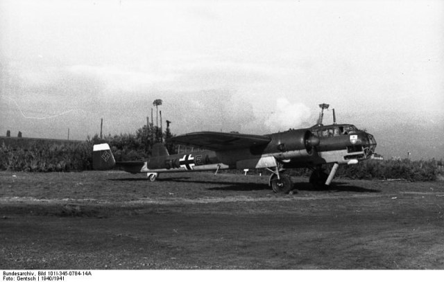 1-Dornier-Do-17Z-Geschwader-Stab-KG3-5K+EA-Frankreich-Germany-1940-01.jpg