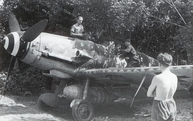 bf109g6r3_027-swfoto.jpg