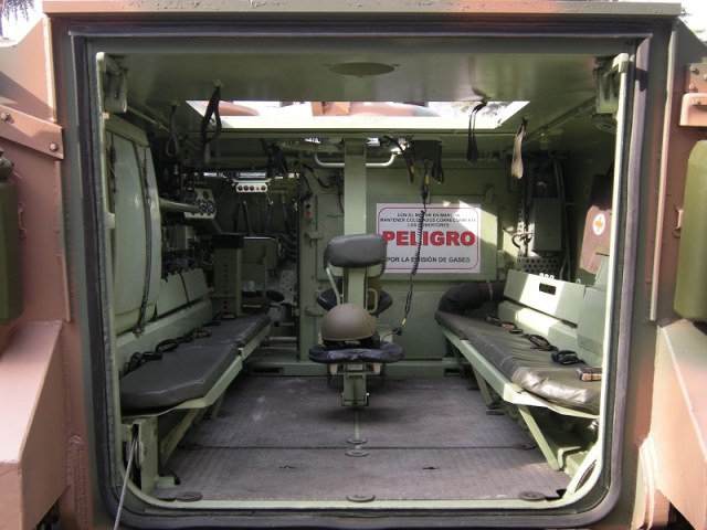 Interior_M-113 1.jpg