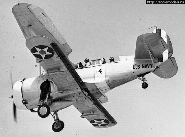 1485805244_Curtiss-SBC-Helldiver-at-Oakland-Cal-1940.jpg