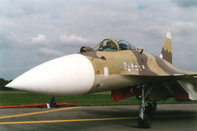 003-Su-37-Flanker-F-Farnborough-UK-1996.jpg