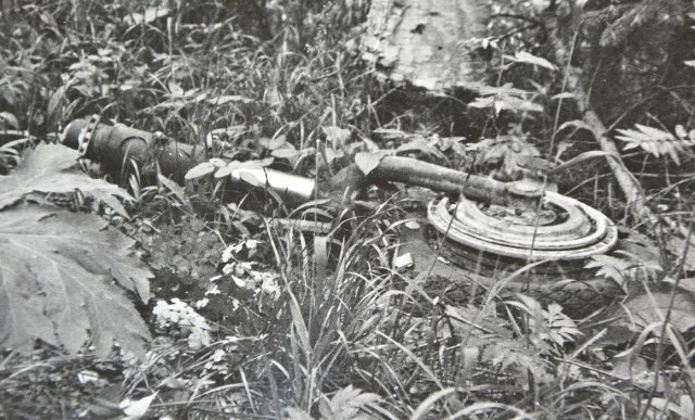 Правая основная стойка шасси.JPG