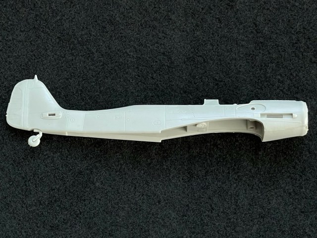 HobbyBoss fw190d9 1 72 b.jpg