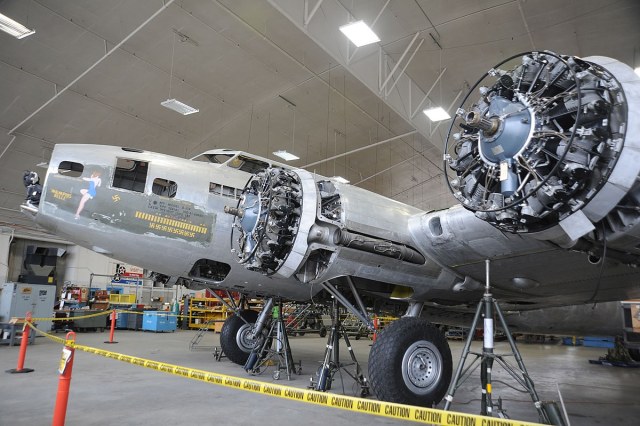 Memphis_Belle_NMUSAF_2011-12.jpg