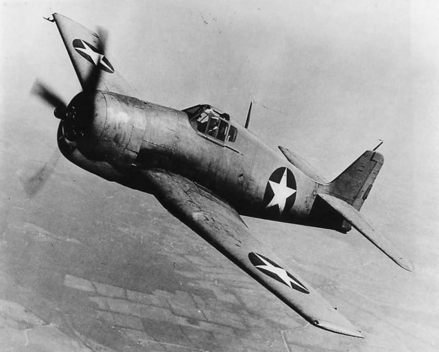 Grumman_F6F-3_Hellcat_1943.jpg