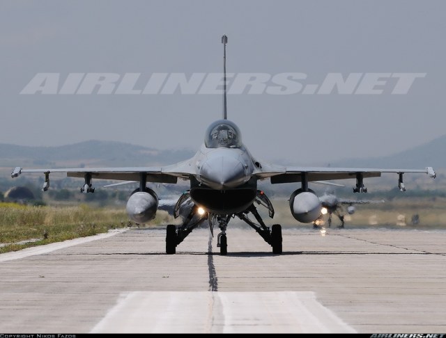 F-16C Greek 115 06.jpg