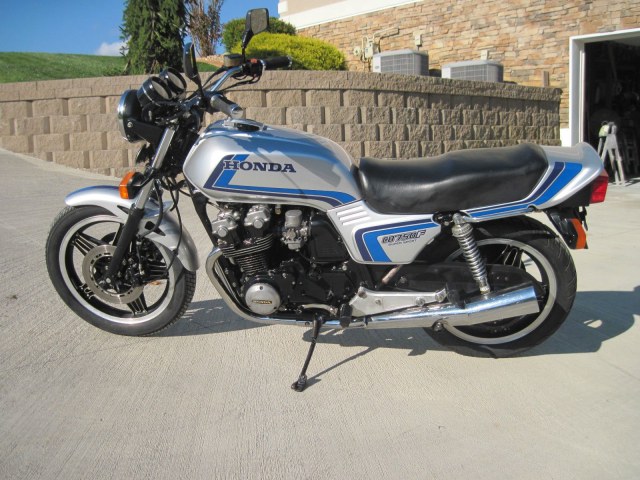 Honda-CB750F-Left-Side.jpg