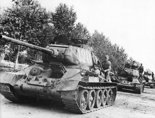 Т-34-85_174_Б_021.jpg