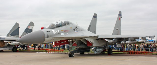 Sukhoi_Su-30MK_on_the_MAKS-2009_(01).jpg