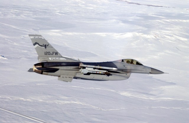 air-to-air-right-side-view-of-an-f-16a-fighting-falcon-aircraft-from-the-120th-f8433f-1024.jpg