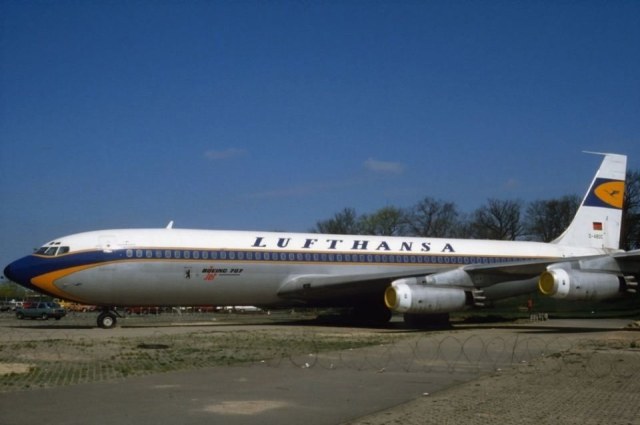 B707.jpg