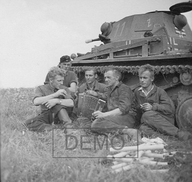 2012-00-04-346 (1).jpg