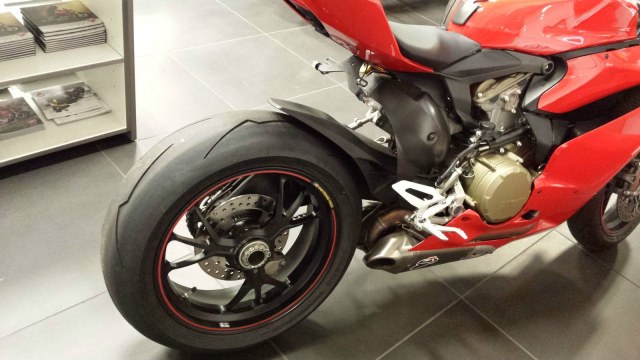 2012-ducati-1199.JPG