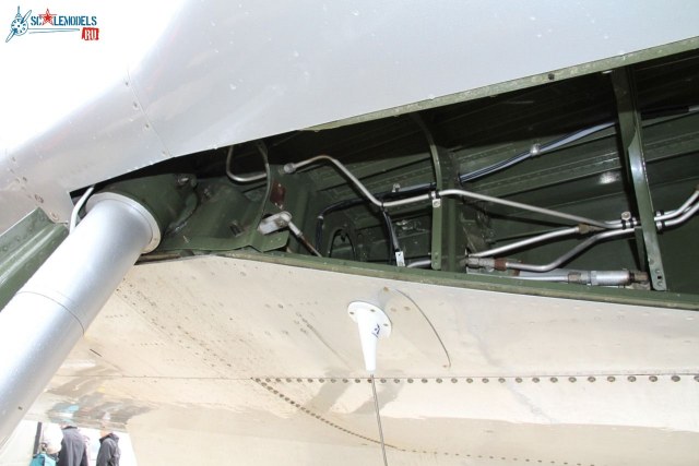 P-51D MLG well r 2.JPG