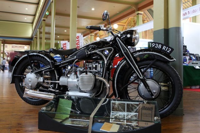motorcycles-1938-bmw-r12.jpg