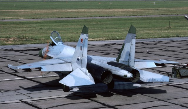 Су-27 №11.jpg
