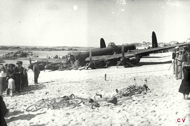 11116 Amvc-FA-2303 Avião.jpg