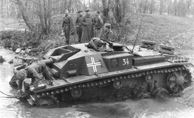sturmgeschutz-iii-on-the-battlefield_vol2_16-2.jpg