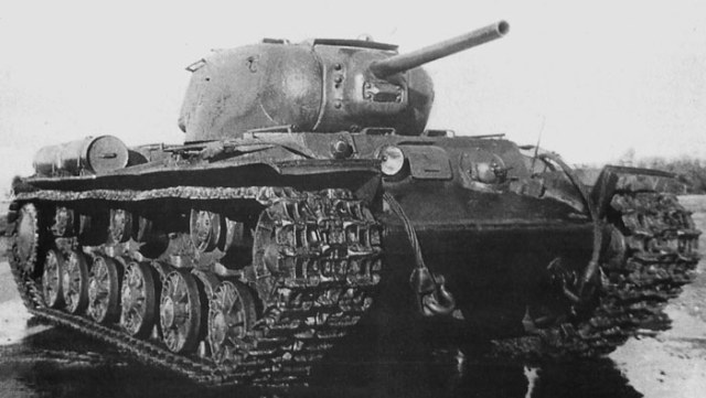 KV-1S00007.jpg