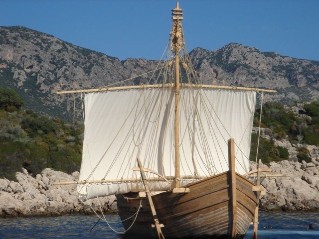 mast_sail.JPG